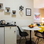 Angie Central Rooms
