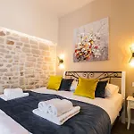 Angie Central Rooms